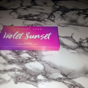 Violet Voss eyeshadow pallette